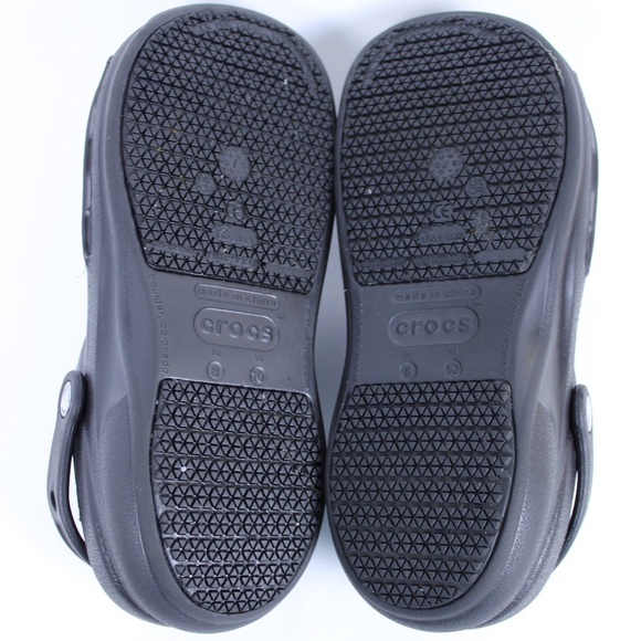 Crocs Work Clogs Black – Men’s 8 / Women’s 10 – Slip Resistant - Picture 11 of 12